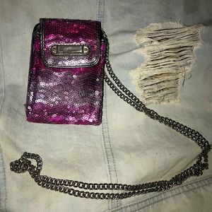 Nine West cell phone carrier